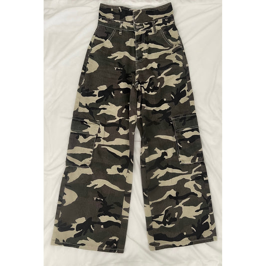 Cargo Pants (Size 28)