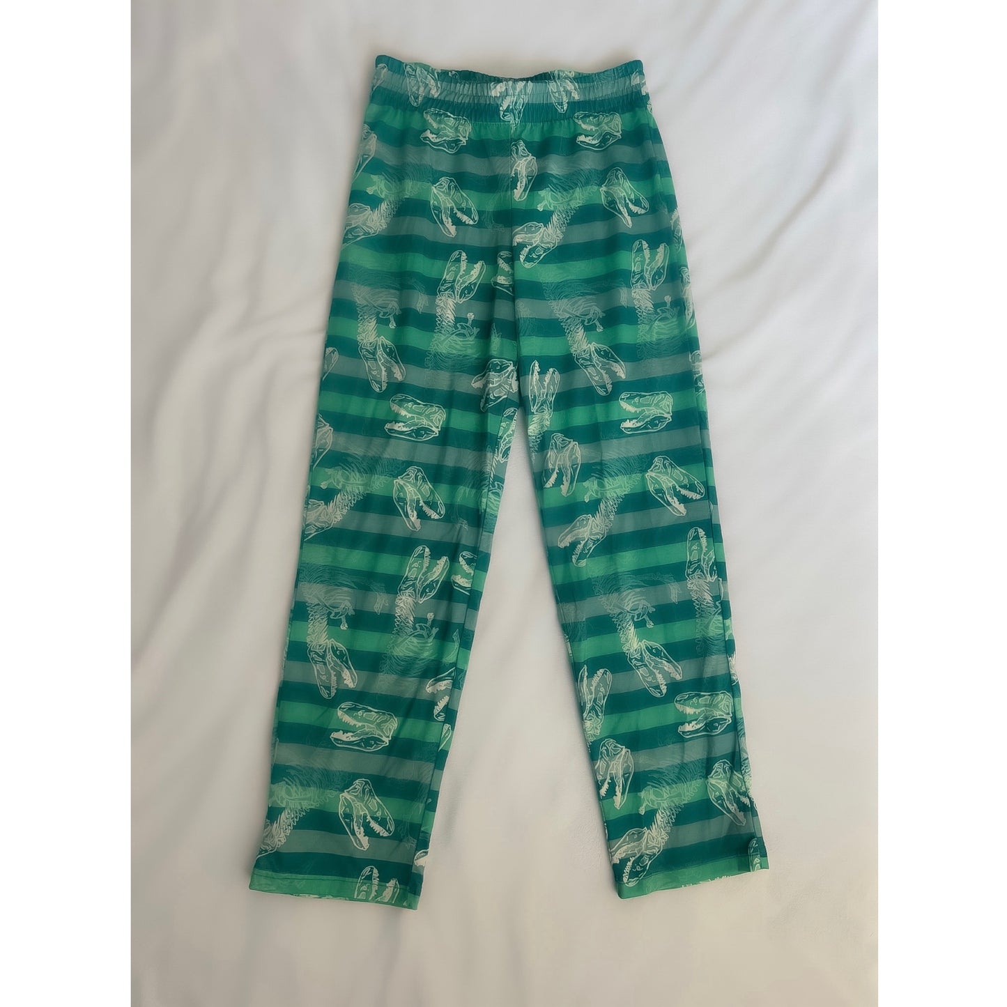 KIDS Green Pjs Set (Size Medium 8/10)