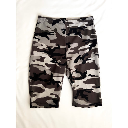 Gray Camo Biker Shorts (Size Medium)