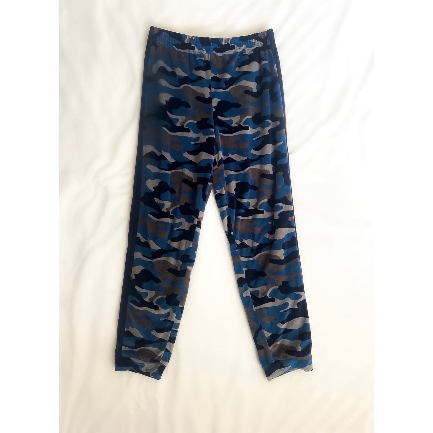 KIDS Blue Pjs Set (Size Small 7/8)